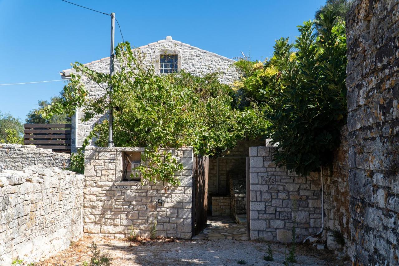 Villa Adamantia Paxos Gaios Buitenkant foto